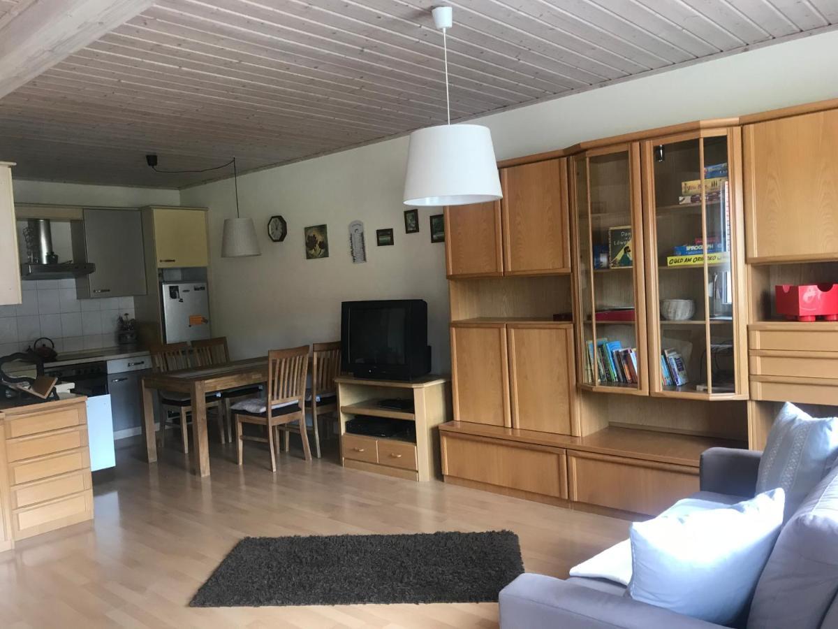 Ferienwohnung Am Gruenen Band Hellingen Екстер'єр фото